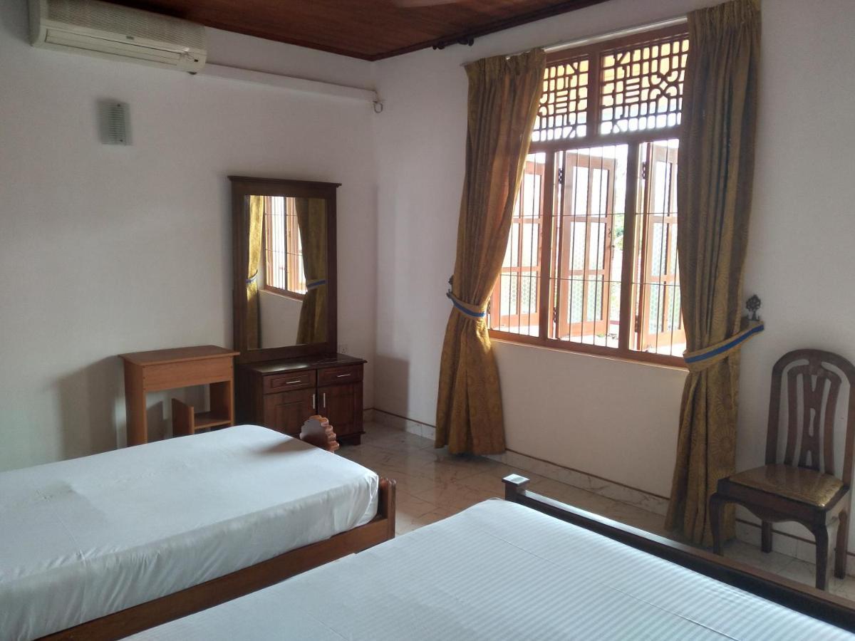 Vijai Resort Negombo Extérieur photo